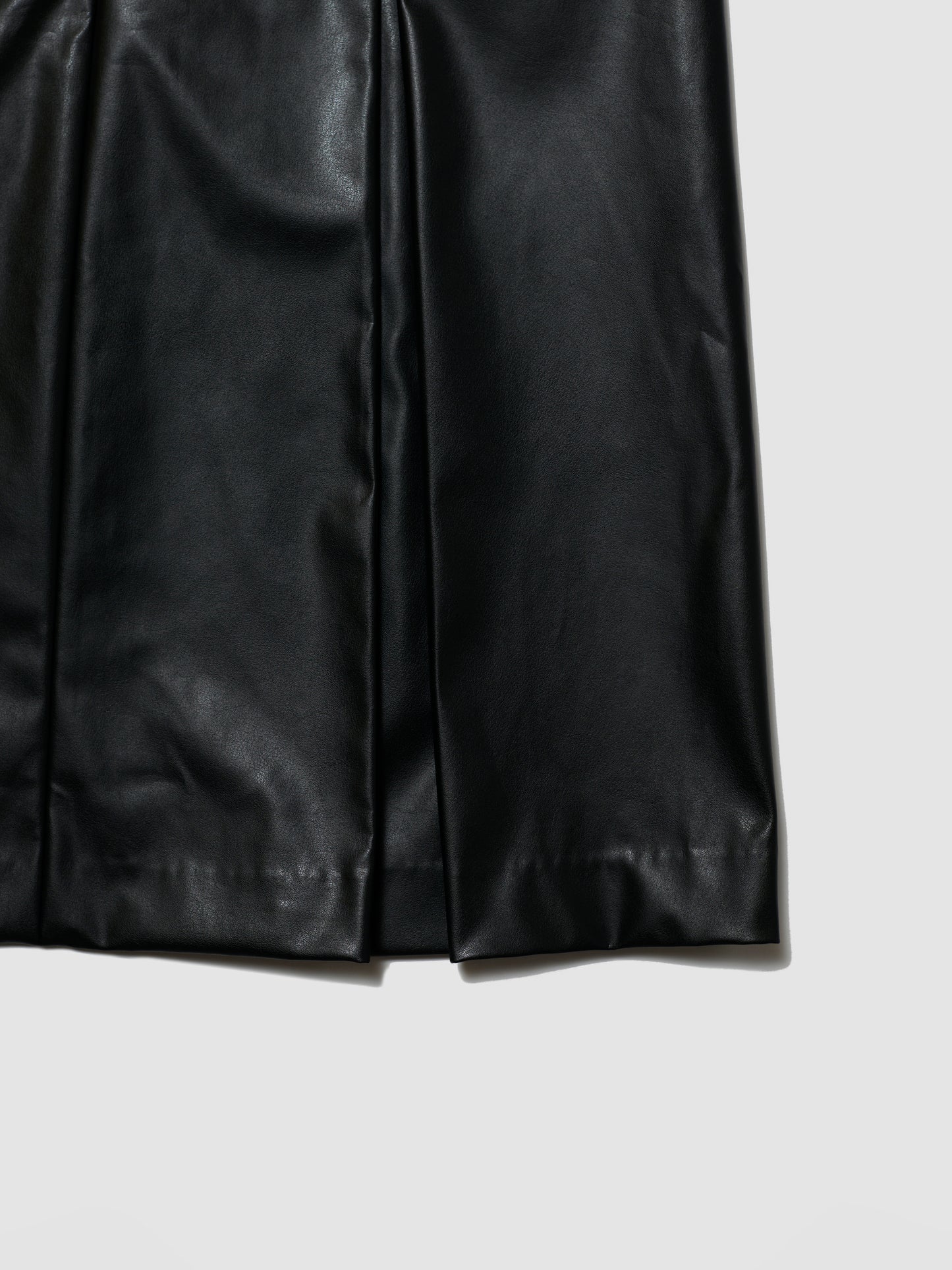 PLEATED PENCIL SKIRT/ LEATHER