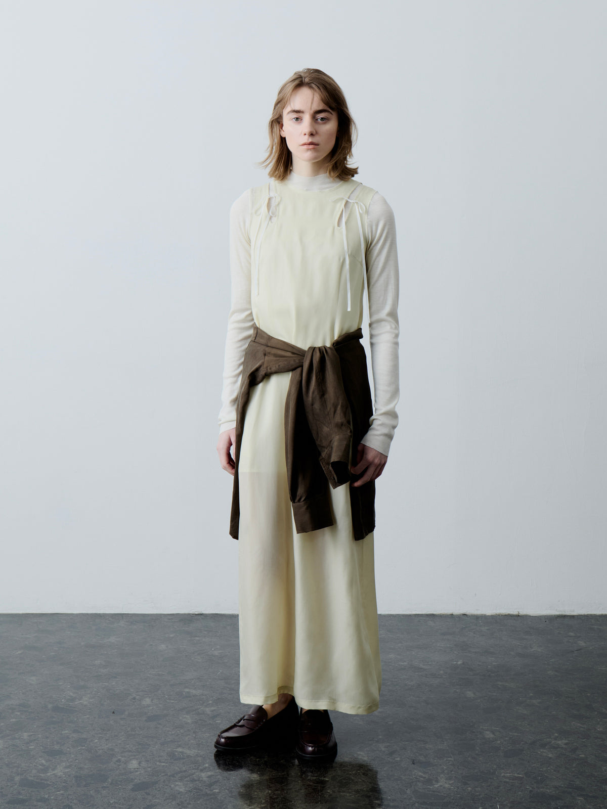 WING DRESS/ BLACK CUPRO TWILL