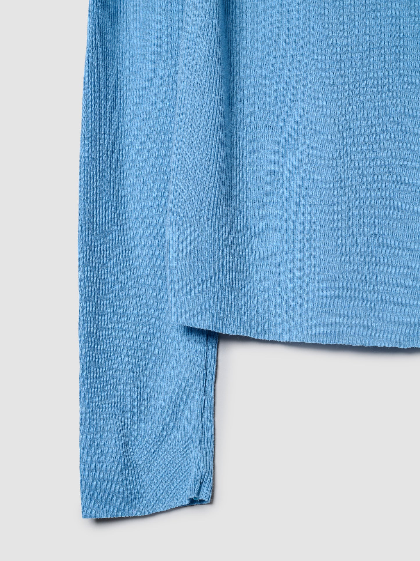 MOCK NECK LONG TEE/ LT. BLUE