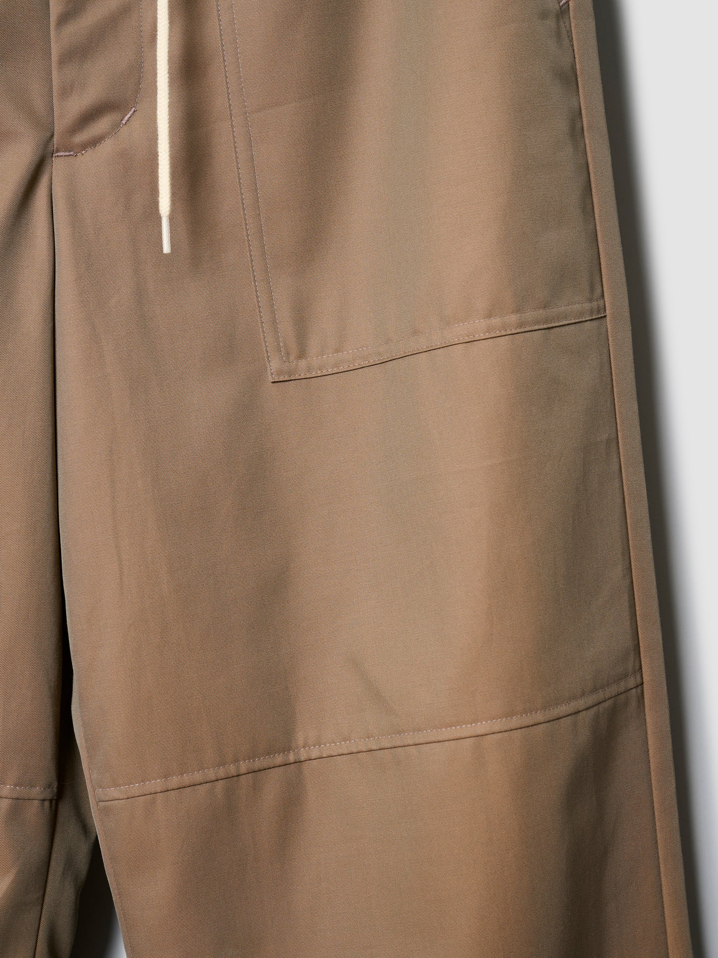 TRAVEL PANTS/ BEIGE