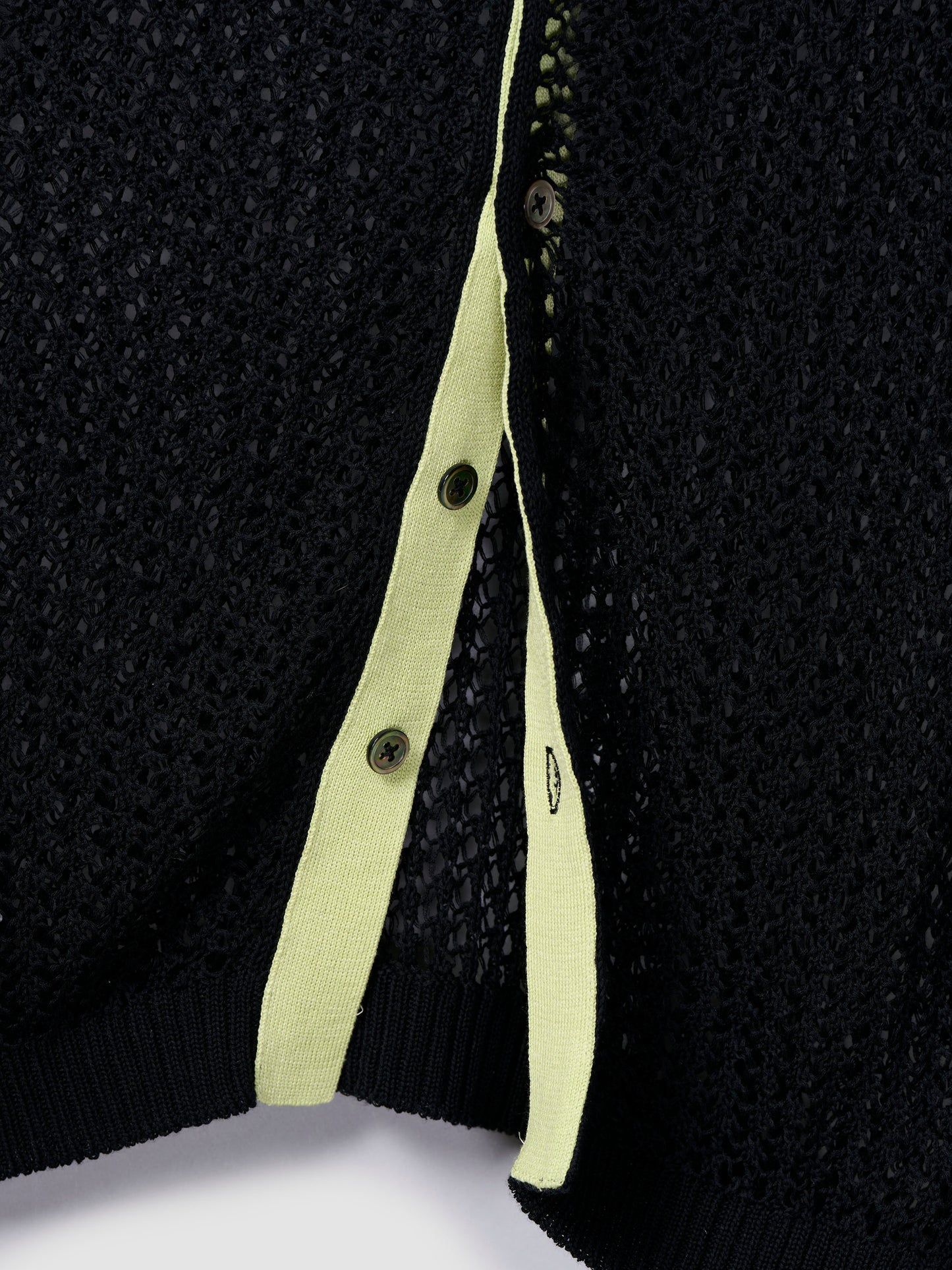 OPEN BACK PULLOVER/ BLACK