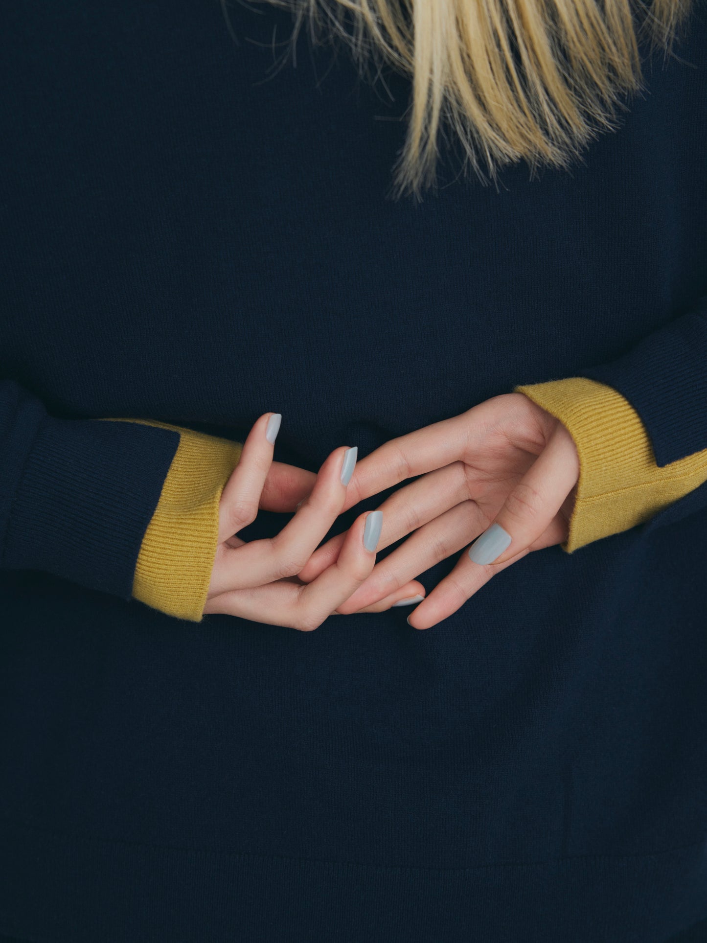 TRAVEL CARDIGAN/ NAVY