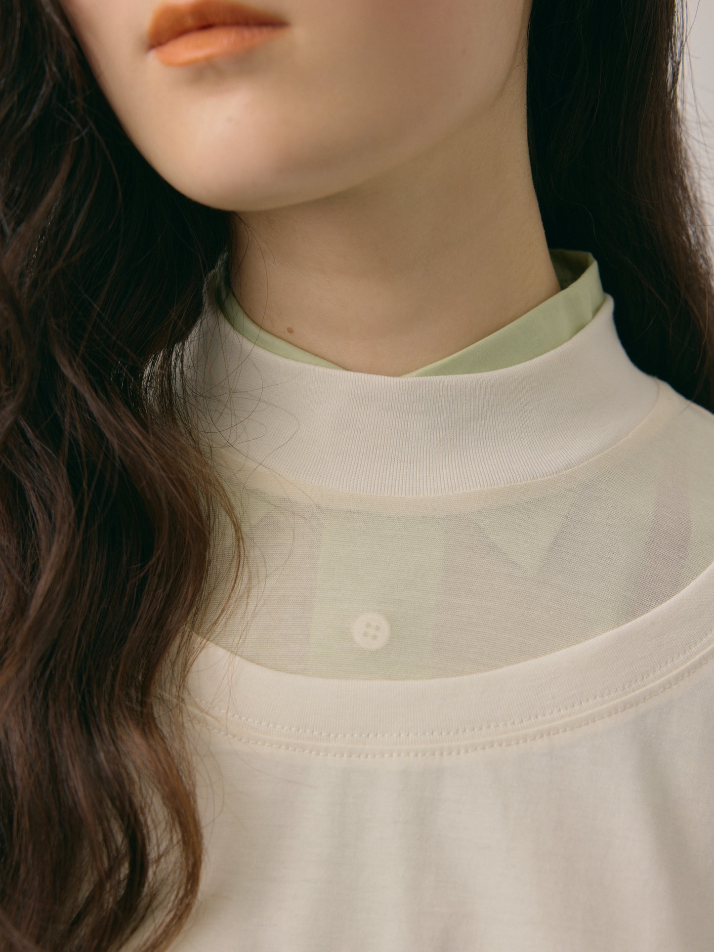 DOUBLE COLLAR MOCK TEE/ OFF WHITE